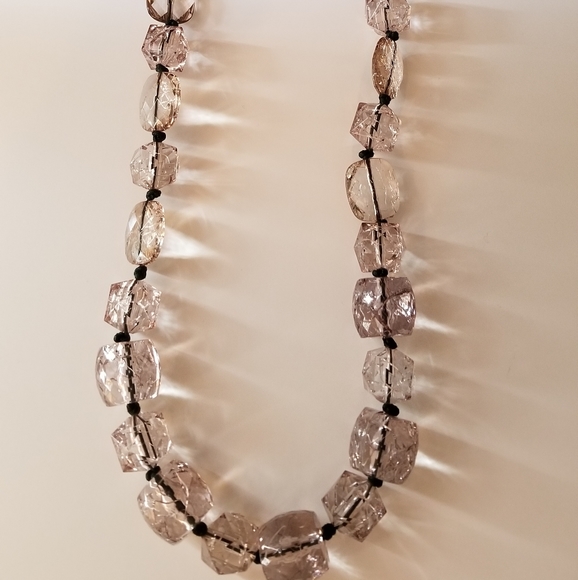 Assorted Casual Necklaces (5 pieces) - Picture 8 of 14